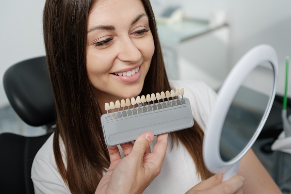 What To Know About The Dental Veneers Procedure